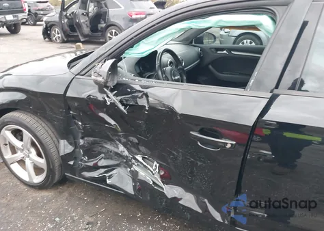 2015 Audi A3 1.8T Premium из США, поврежденный, VIN WAUACGFFXF1126348